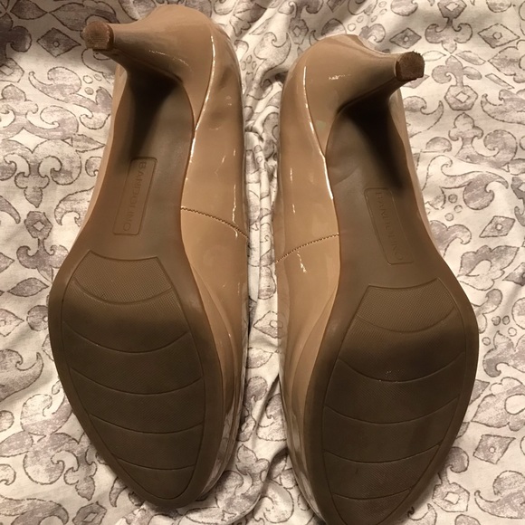 *SOLD*Bandolino Taupe 3in. Pumps - Picture 3 of 5